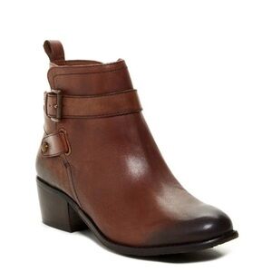Arturo Chiang Bryson Cognac Bootie. Size 6M